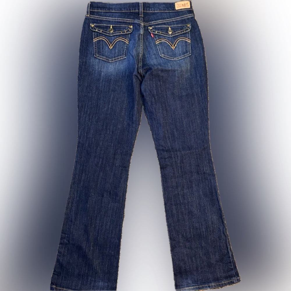 515 Bootcut Women's Jeans.  (8M) or 29/32